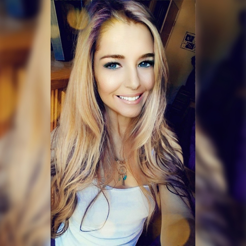 Meet your Posher, Melissa